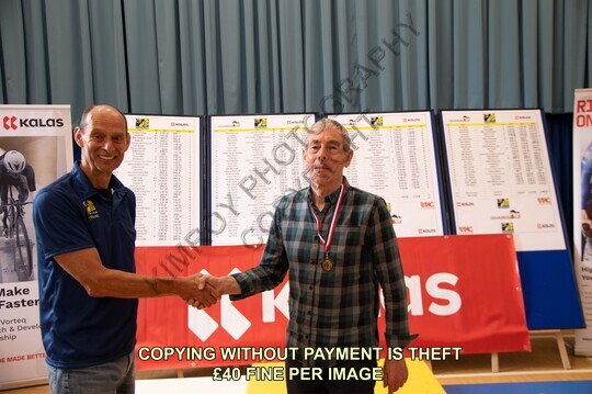 A-Presentation-3350-0932