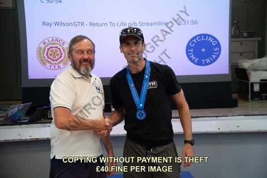 A-Presentation-3641-1694