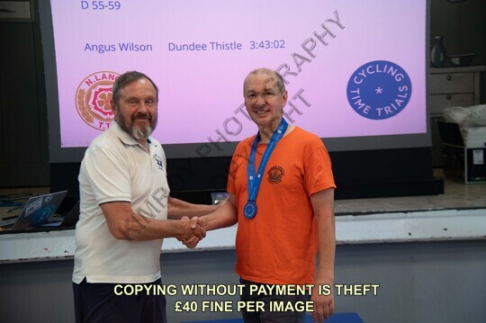 A-Presentation-3641-1698